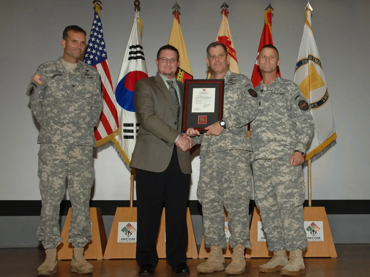 Firefighter weathered controversy over Deutschlandlied performance defended by Heino