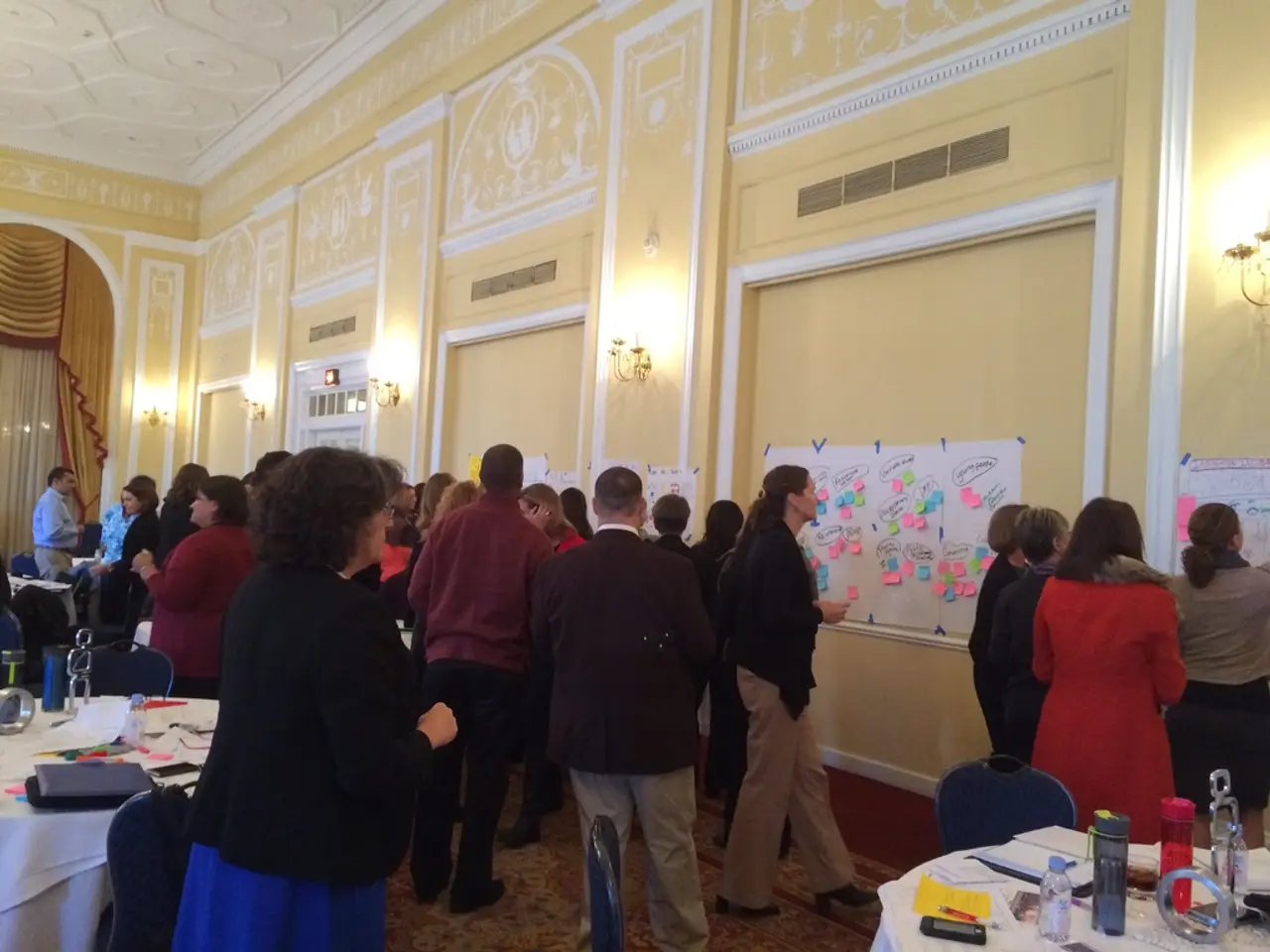 Lobrecht expresses unease over his wax likeness, finding it unsettling