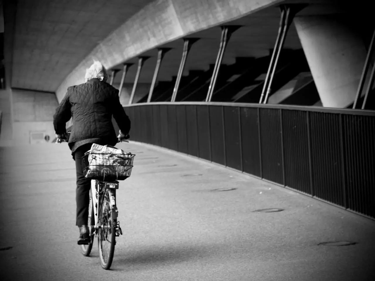 Struggling three weeks for young British cyclist Max Poole as he withdraws from the Vuelta a Espana...