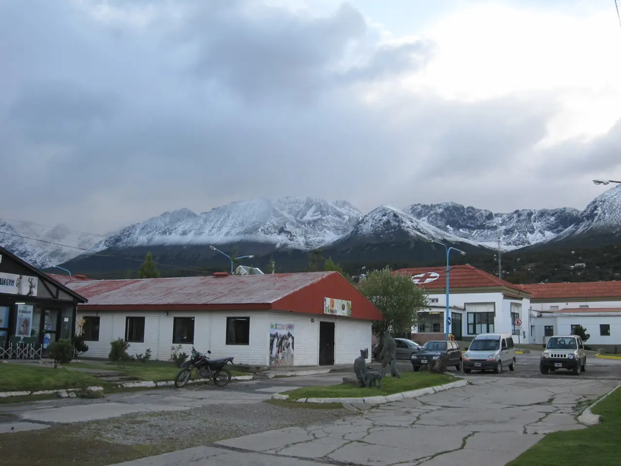 Heavy monsoon rains in Pakistan result in over 20 fatalities
