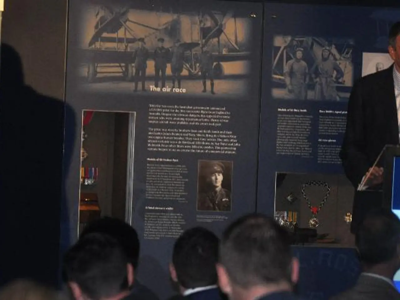 Contestants Evgeny Mosenko (Moskovsky district) and Roman Khmelevskaya (Sochi) advance to the final...