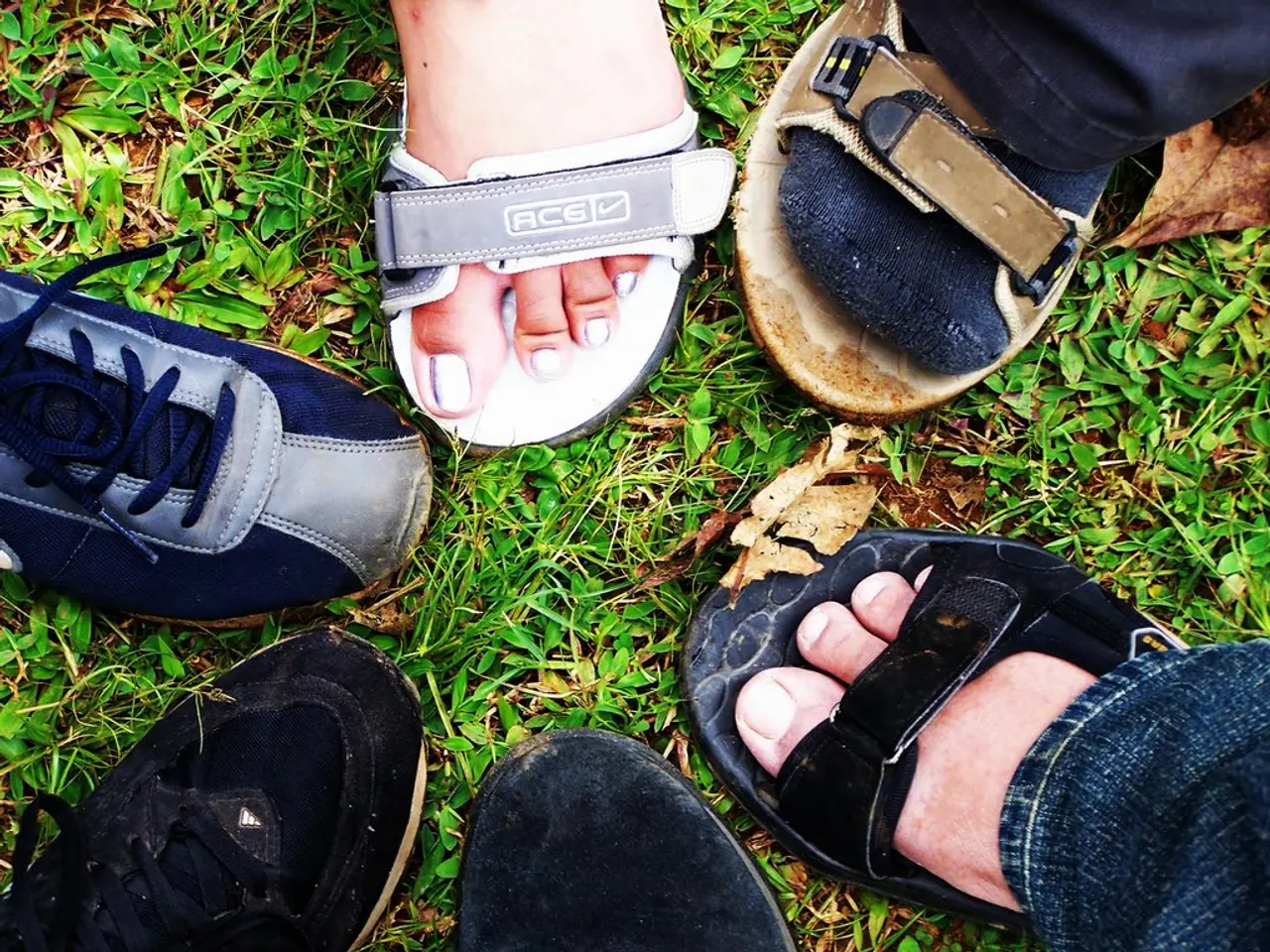 Is It Appropriate to Switch Footwear Within the Parking Lot?