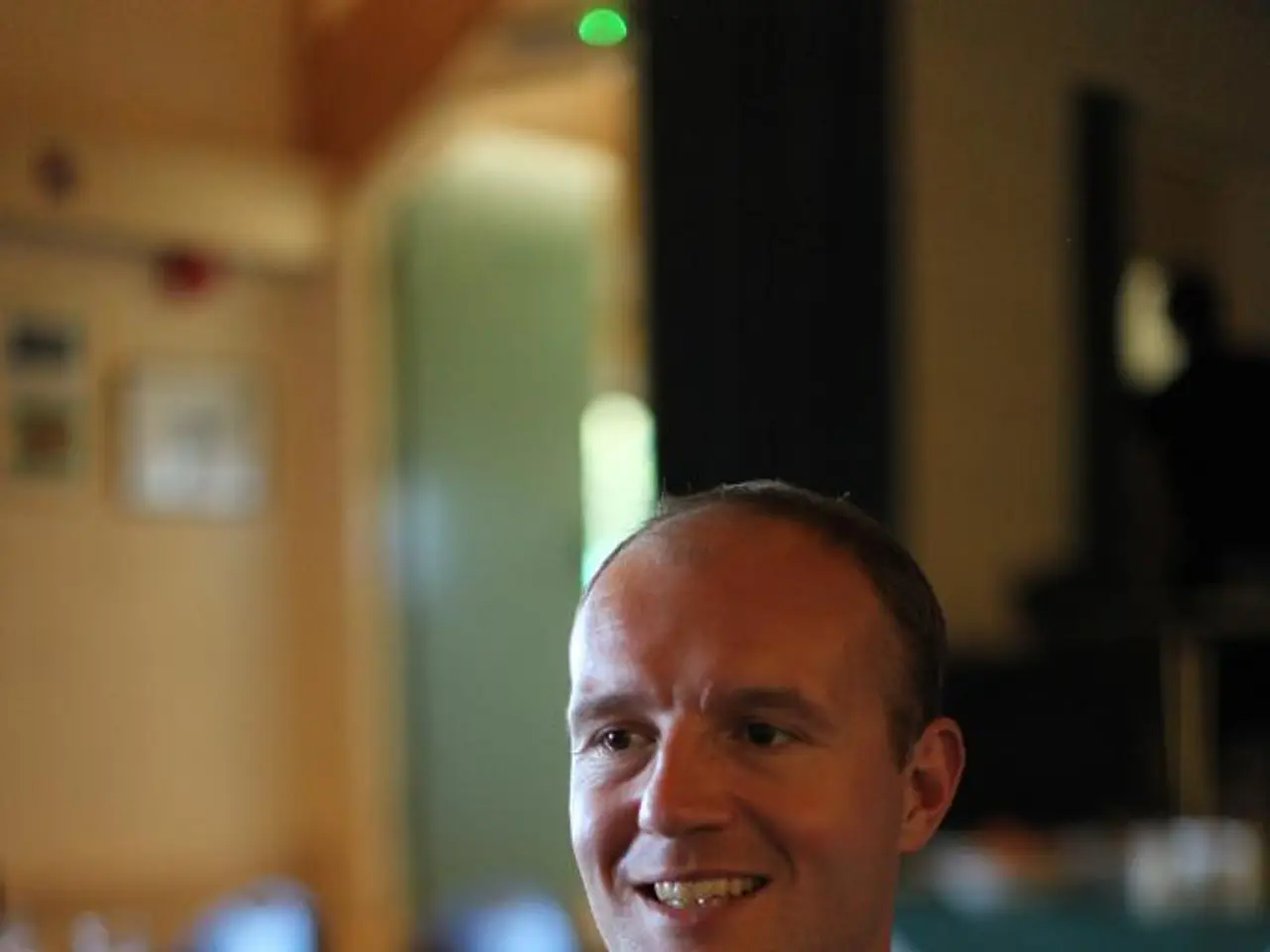 Criticizing Jeffrey Marsh's actions as a Muslim TikToker results in a perceived threat