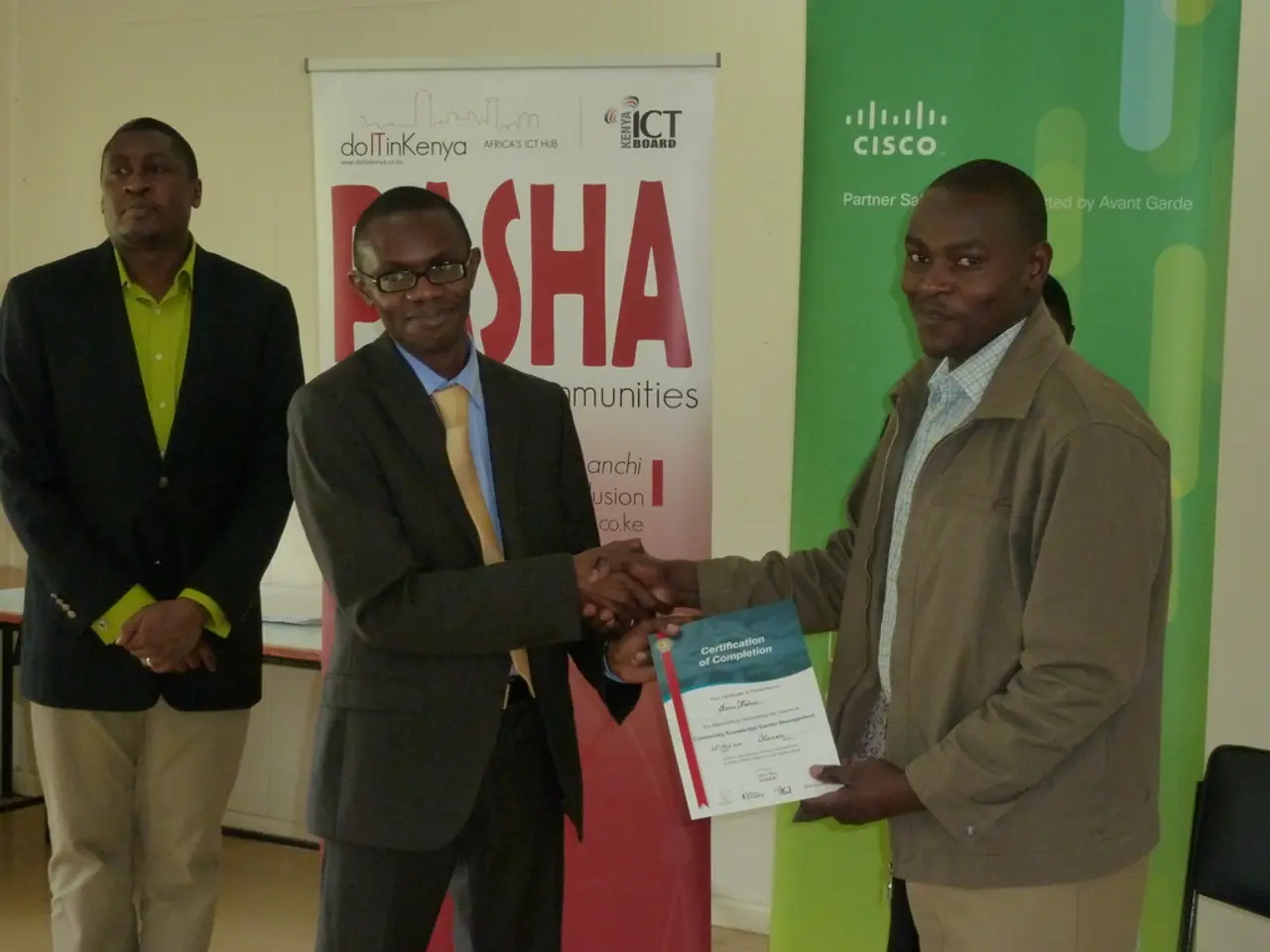 Charity auction for Toni Kroos' signed football in the city.