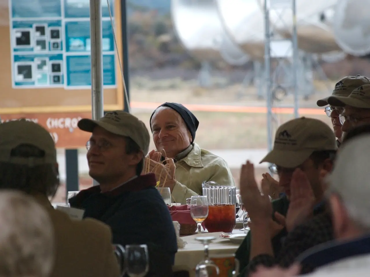 Cincinnati's postseason festivities disclosed by Chicago Cubs' manager Craig Counsell