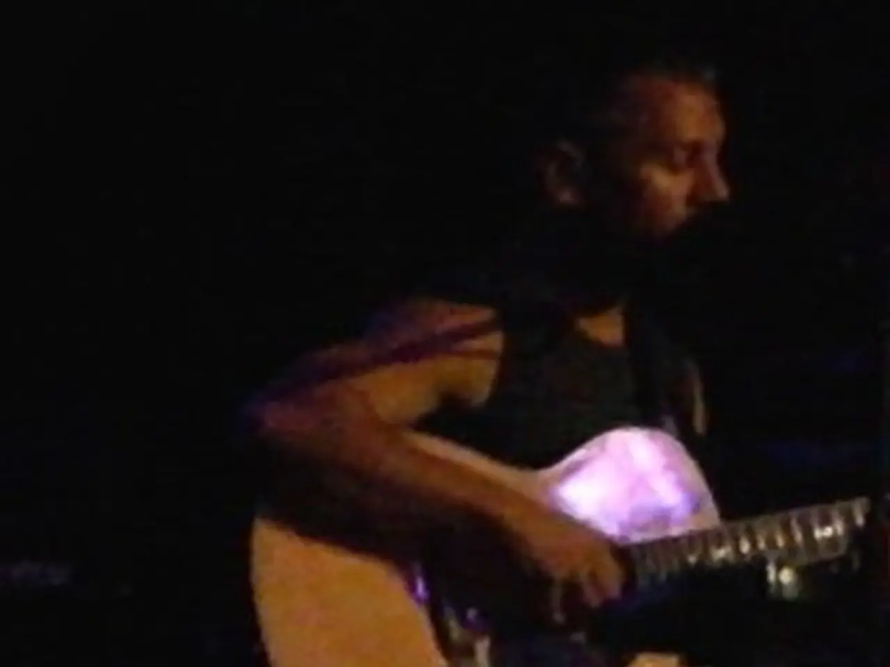 "Wolfgang Van Halen discusses the distinct approaches to 'tapping' as seen in EVH's signature...