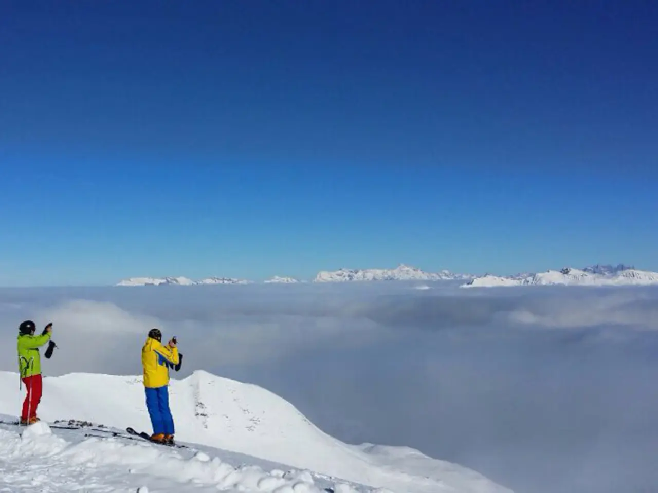 Marcus Höfl reunites with his former partner, Marion Popp.