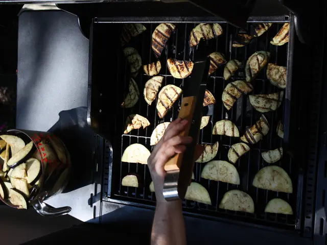 Returning Migrants in Venezuela Struggle with Heavy Debt and Severe Living Conditions