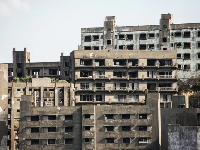 Anticipated high temperatures reaching up to 38 degrees midweek, according to DWD's prediction