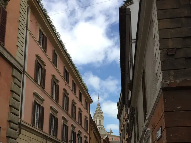 Forecasted weather in Houston this week: Expect high temperatures and humidity, accompanied by...