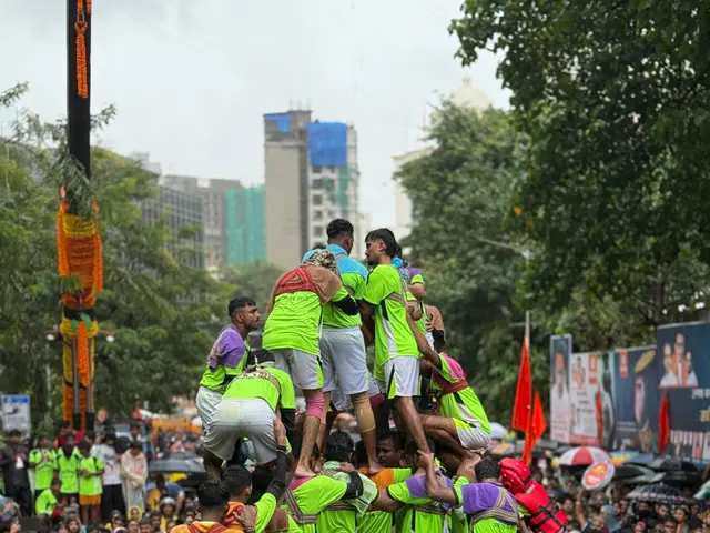 Watch Dahi Handi celebrations in Mumbai during Janmashtami 2025