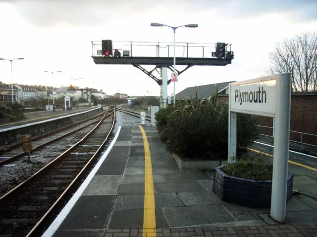 Intense Cold Spell, Foggy Conditions Persist; Disruptions in Delhi's Aviation Sector: Real-Time...