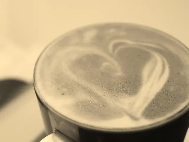 Struggles in Decorating Alcoholic Drinks: An Overview