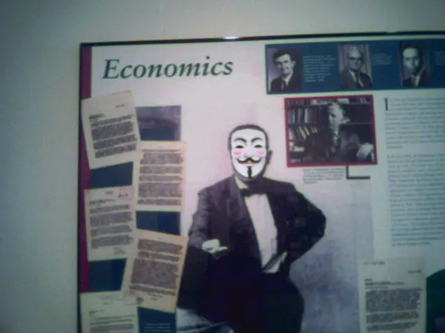 "The Man Armed With a Sign Spews More Words: Here's a Fresh Collection of 50 New Photos"