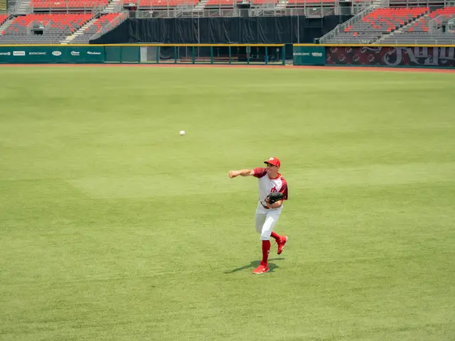 MLB rising star Ethan Holliday makes his debut with the Fresno Grizzlies baseball team