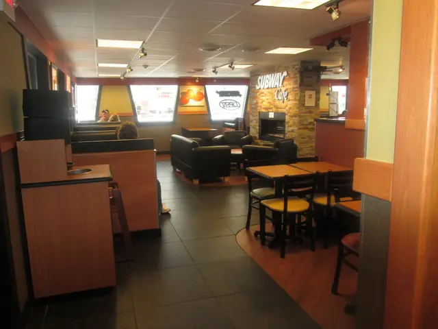 Guide to Etiquette in New York City, Illustrated with Animated GIFs