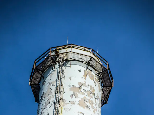 Risks to the environment and humanity associated with SAFER oil tanker