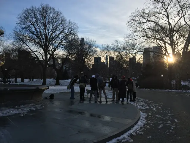 Top 10 Notable Images of Today's Events