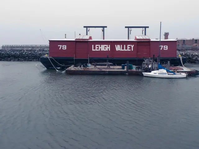 unearthing of a dredging operation in Mobile Bay sparks an unexpected coalition in Alabama