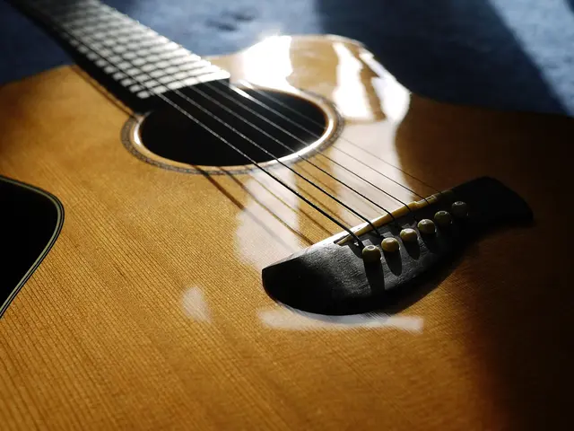 Epiphone's Inspired by Custom series welcomes Gibson's popular vintage models for the initial time,...
