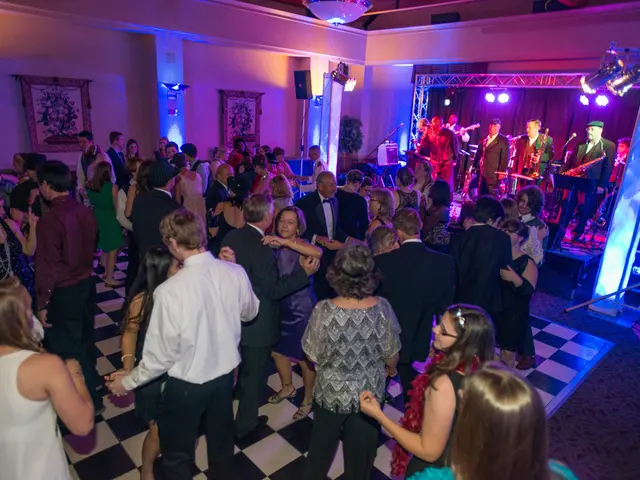 New track 'i just want to dance' from Lucky Iris is unveiled through Launchpad+ and EMI North