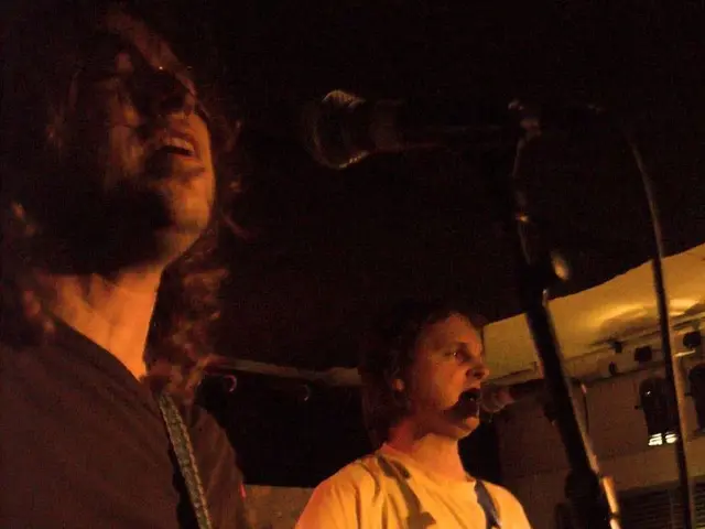 Nilüfer Yanya went from being nearly unrecognized at NOS Alive in 2022 to receiving well-deserved...