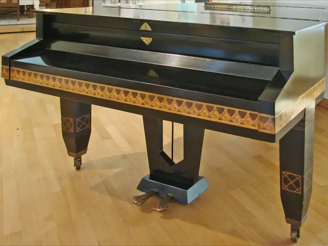 Beloved country music venue, Crystal Palace, founded by Buck Owens, shuts down after almost 30...