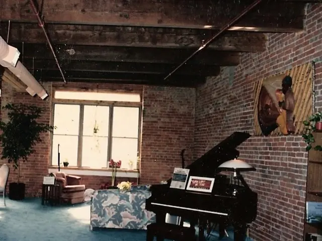 Octopus discovered in pond near Vienna Cathedral