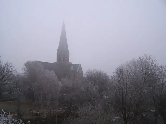 Intense heatwave sweeping southwest regions, sparking isolated thunderstorms
