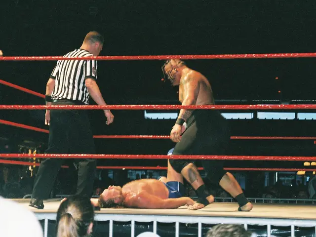 Strickland's past competitor endorses his disqualification, yet finds the occurrence entertaining