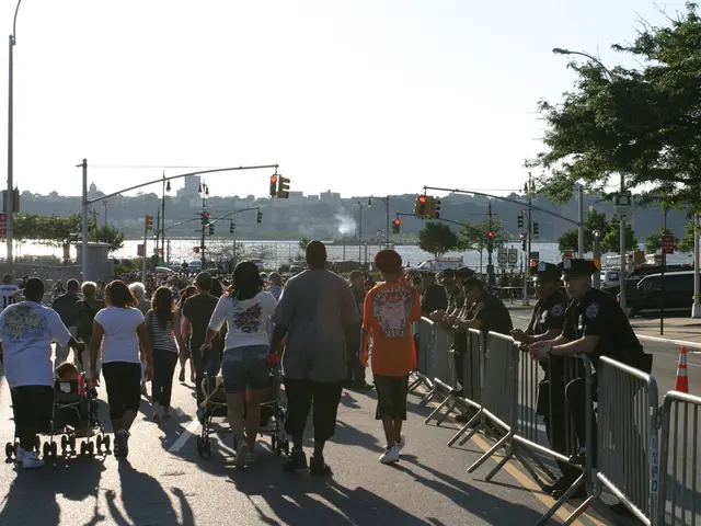 Easing traffic congestion on roads for cyclists