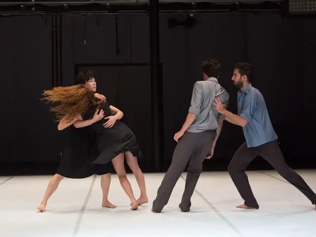 Dance in Reverse - Frank McNally Discusses Patrick Kavanagh's Brief Period as Dance Lyricist