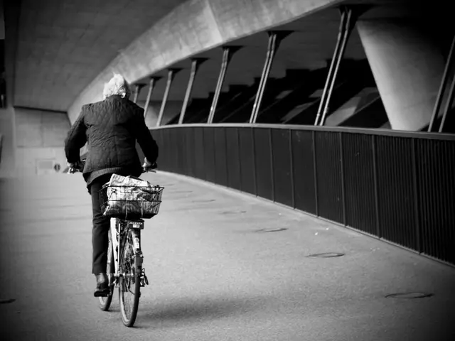 Struggling three weeks for young British cyclist Max Poole as he withdraws from the Vuelta a Espana...