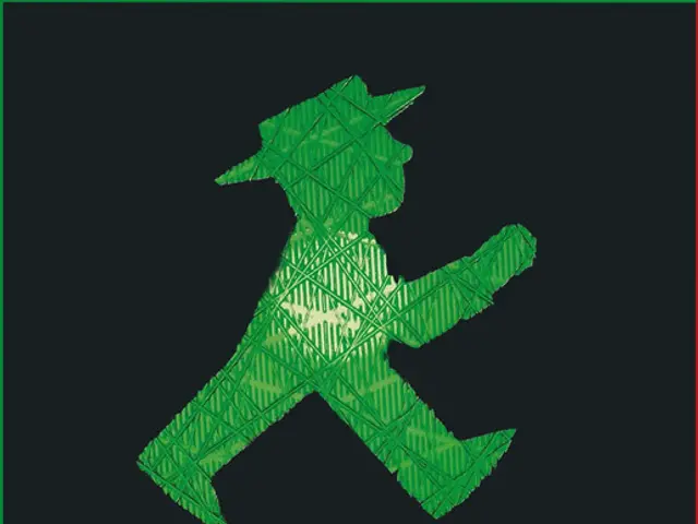 Website status update at 7:30 PM on August 20, displayed in sign language.