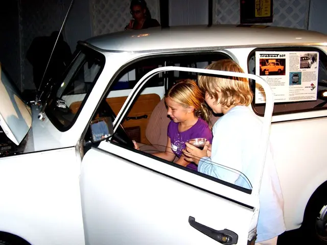 Toddlers Requesting Nutrition Due to Hunger and Thirst, Lead Police to Distressing Home Discovery