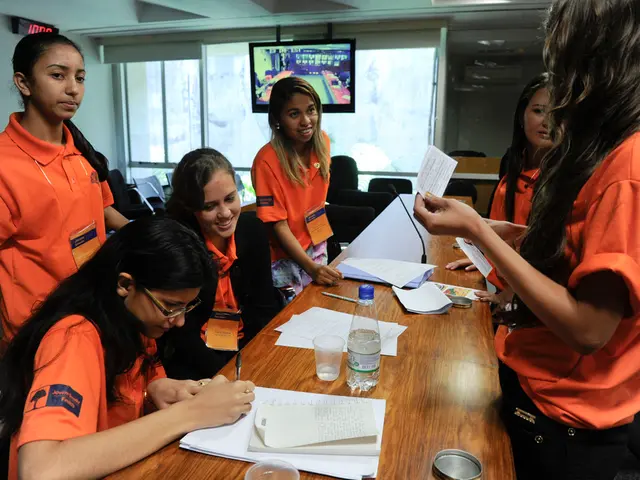 Gloria Gaynor resides in communal living quarters reminiscent of the Golden Girls residence.