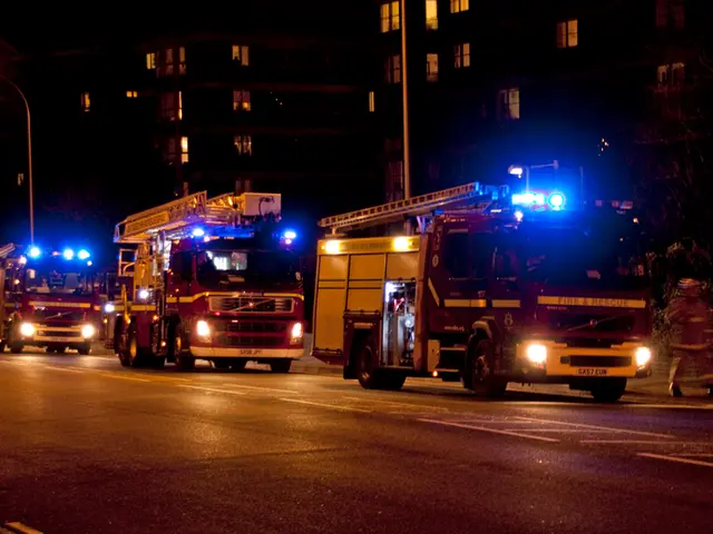 :Vehicle Fire on A46 Near Dusseldorf-Eller Led to Traffic Disruption Towards Neuss on Friday Morn