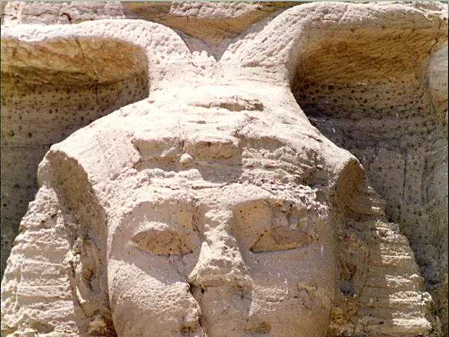 Rock Era's Stunning Album Artworks: A Gallery of 25 Inspirational Designs