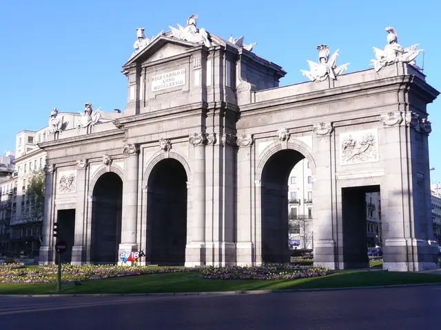 Gigantic Structure, the World Mammoth Center, Might Face Impasse in Completion?