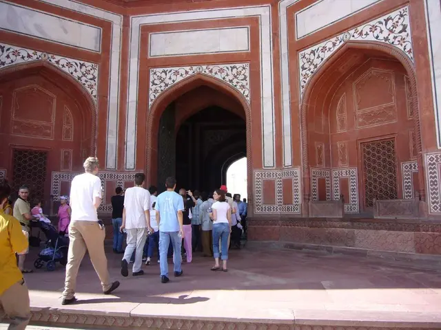 Moved 15 obstructions within Erfurt's cityscape