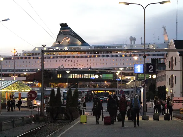 Tourist from Germany meets a tragic fate as he plunges from the heights of the Dolomites