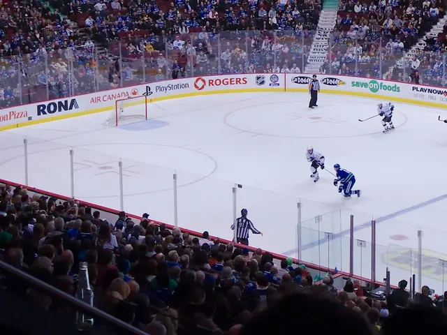 Stanley Cup Playoffs Matchup: Bruins vs Maple Leafs Odds and Game 4 Breakdown