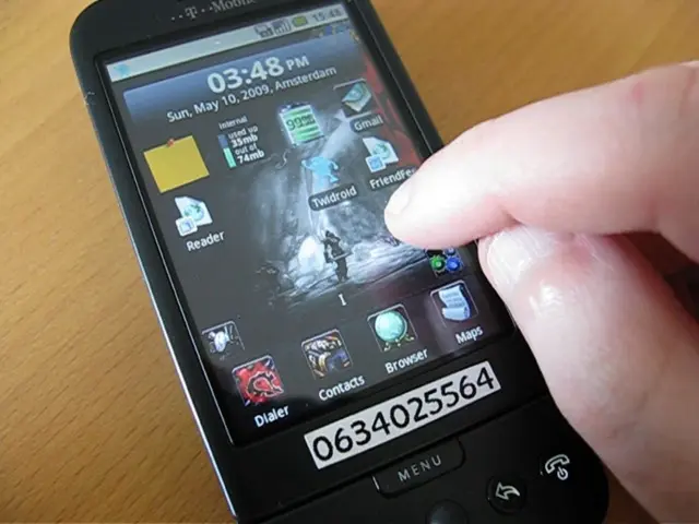 Employer Notices Quirky Gen Z Behavior You Likely Partake In - Yet a Single, Straightforward...