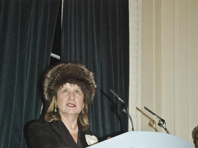 Politician PV alleges Romualdez's resignation was a strategically planned political maneuver