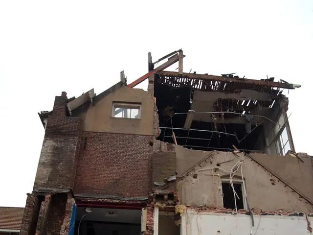 Intensifying Discussions on Government Shutdown as Democrats Push for Preventing Healthcare...