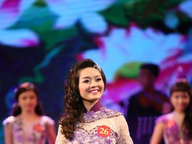 Melania Trump makes a stylish statement during her two-day grand visit to England, showcasing...