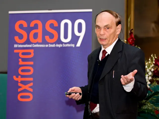 Prime Minister Modi receives support from Pawar in the age controversy discussion