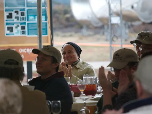 Cincinnati's postseason festivities disclosed by Chicago Cubs' manager Craig Counsell