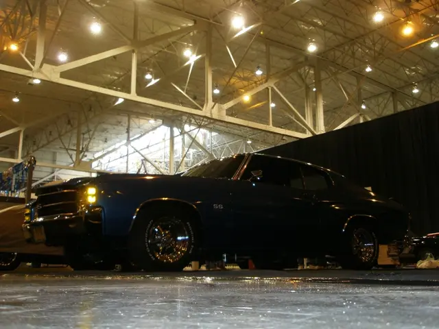 Car shopper seeking a used 2012-2018 Hyundai Santa Fe for towing purposes