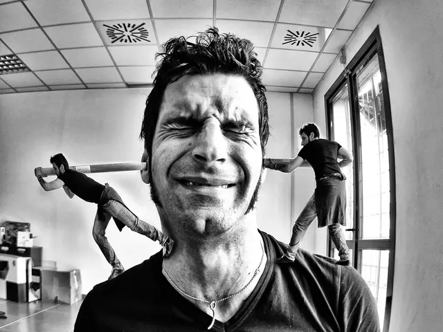 Dramatized Account of Real-Life Prison Escape in Pretoria, South Africa